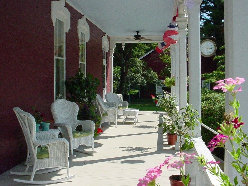 Lovelace Manor Bed And Breakfast Lancaster Exterior photo